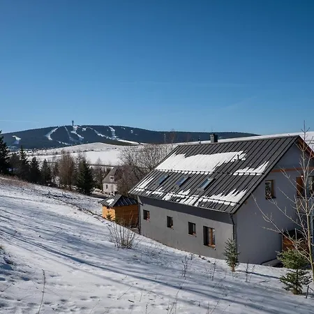 Ctyrlistek Daire Loučná pod Klínovcem